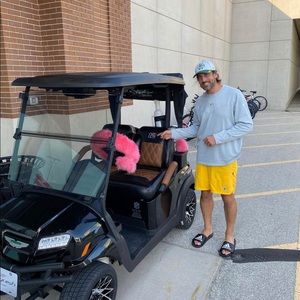 Meet your Posher, Sting